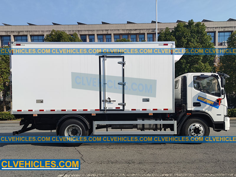 refrigerated box truck