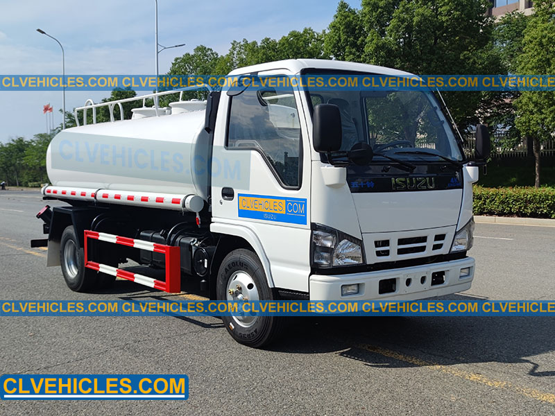 ISUZU water tank truck