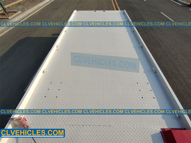 ISUZU flatbed wrecker truck