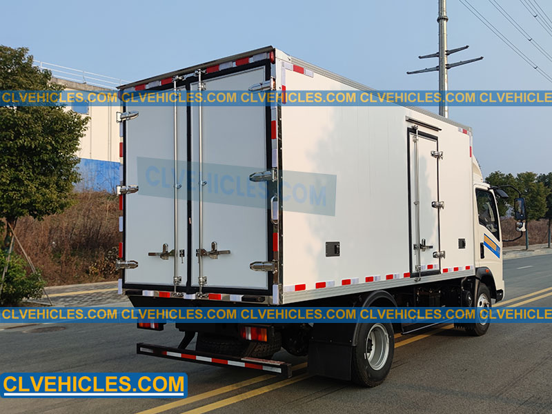 HOWO Freezer truck