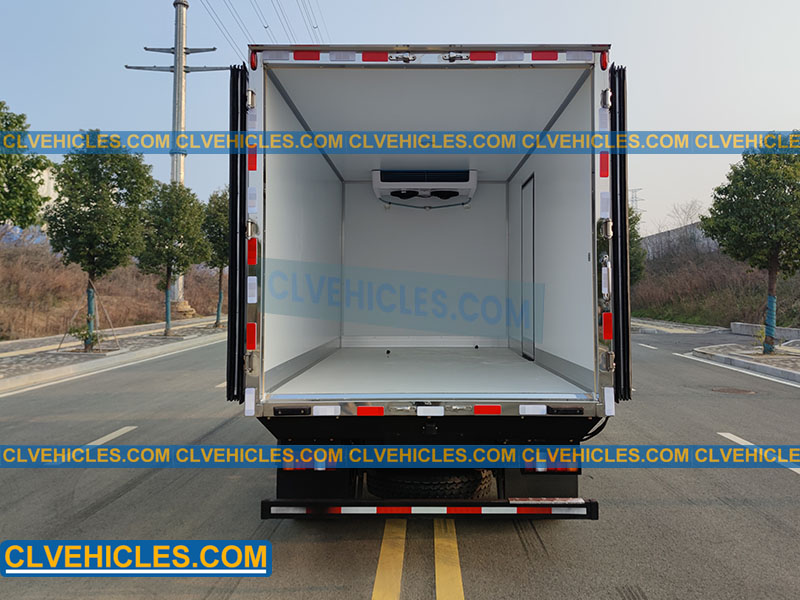 HOWO refrigerated truck