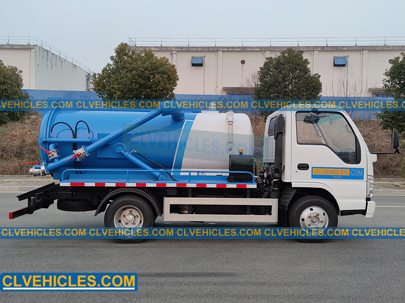 ISUZU vacuum tank truck
