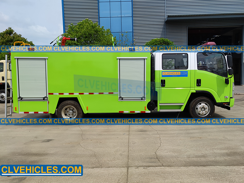 ISUZU 5CBM fire truck