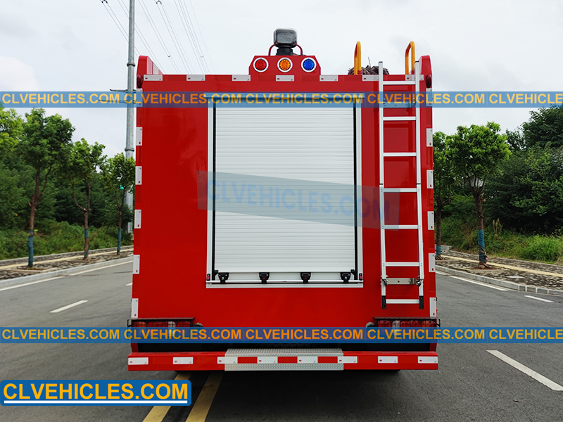 8CBM foam tank fire truck