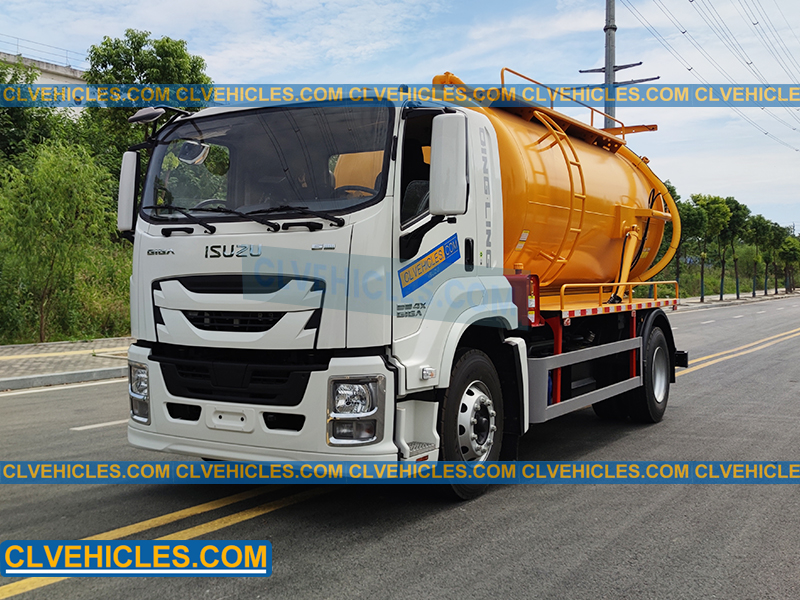 ISUZU vacuum tank truck