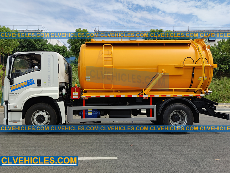 ISUZU sewage tank truck