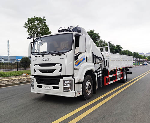 One Unit of ISUZU GIGA LHD Cargo Truck with 10ton Knuckle Crane Ship to UAE