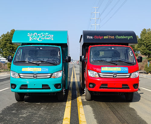 وحدتان من شاحنات الطعام التابعة لشركة فوتون تتجهان إلى جزر تركس وكايكوس