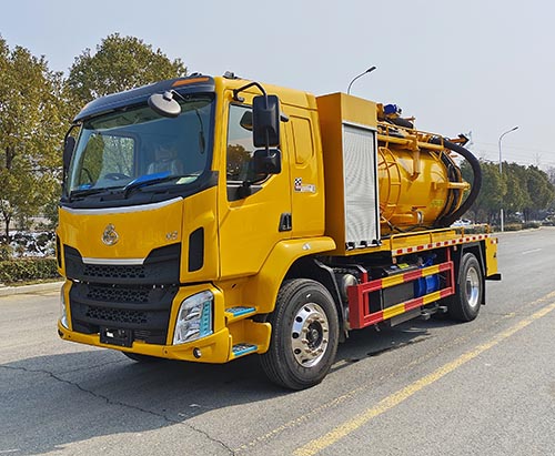 يتم شحن وحدة واحدة من شاحنات شفط مياه الصرف الصحي ذات الضغط العالي DONGFENG إلى تايلاند
        