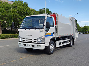 فيديو تشغيل شاحنة القمامة المضغوطة ISUZU ELF بقوة 130 حصانًا